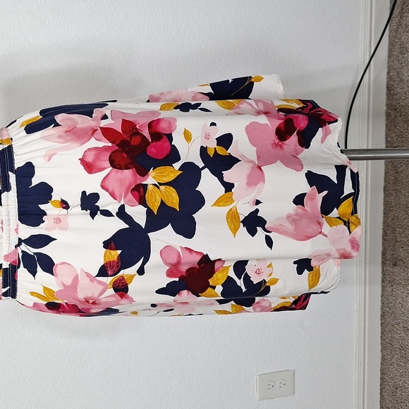 Old Navy Pink and Red Festival Resortwear Flutter Sleeve Floral Sundress Size XL - Picture 10 of 14